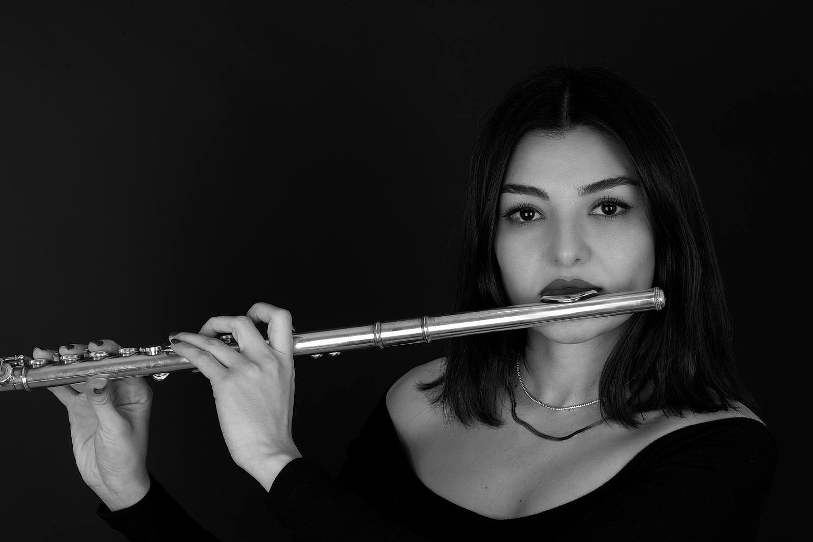 Nehir Karabulut - Flüt Eğitmeni